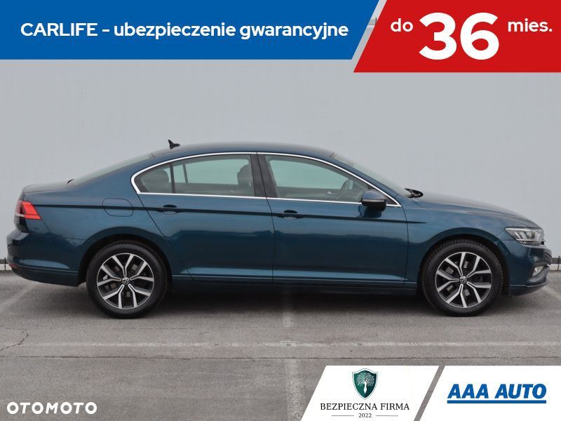 Volkswagen Passat - 8