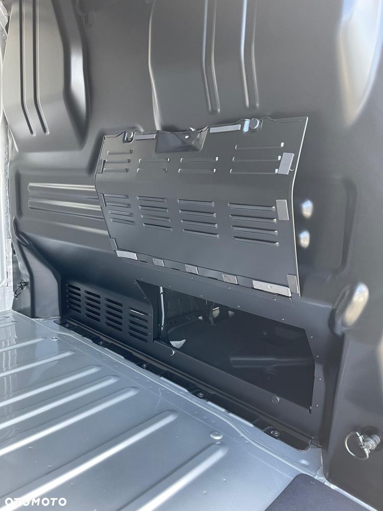 Volkswagen Transporter - 10