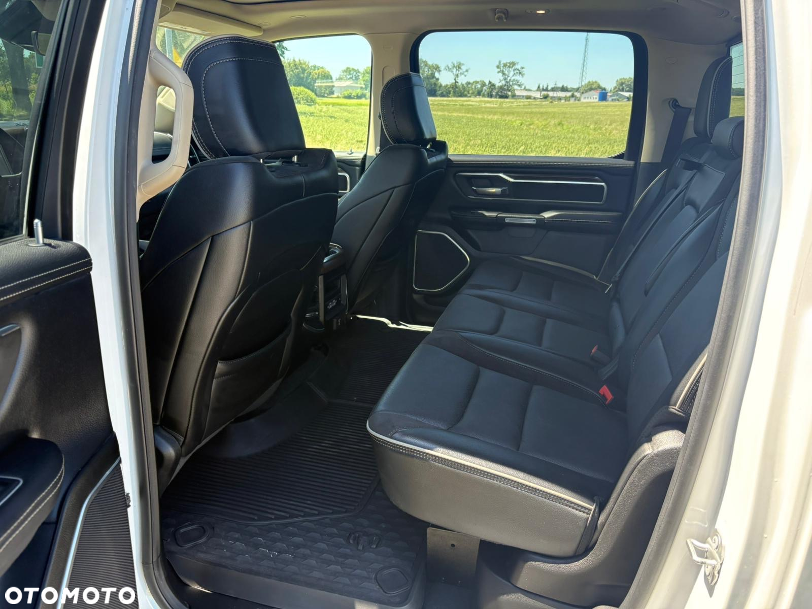 Dodge RAM 1500 5.7 4x4 - 22