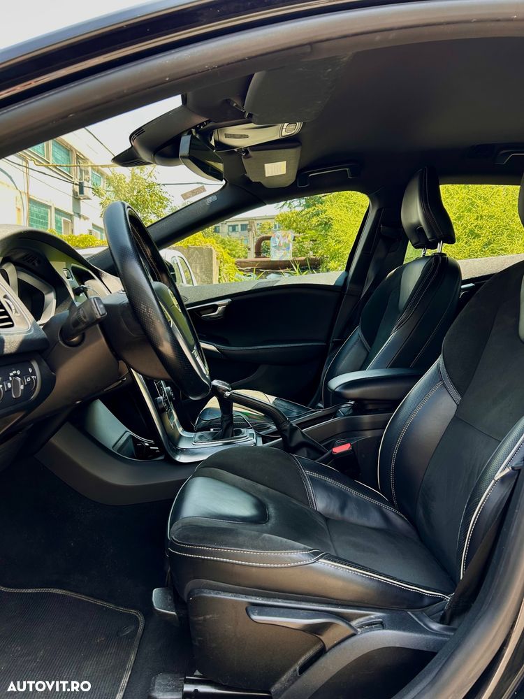 Volvo V40 D4 RDesign - 16