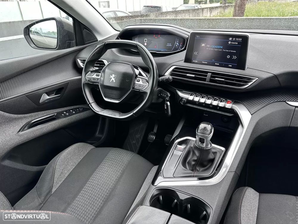 Peugeot 5008 1.2 PureTech Allure Pack - 24