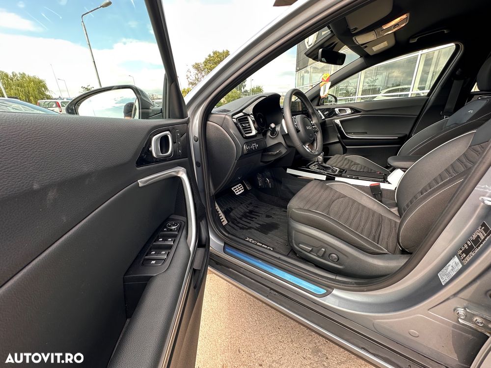 Kia XCeed - 10