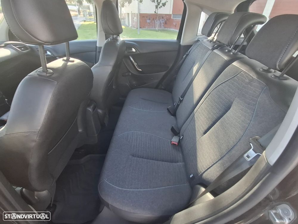 Citroën C3 1.2 PureTech Attraction - 9