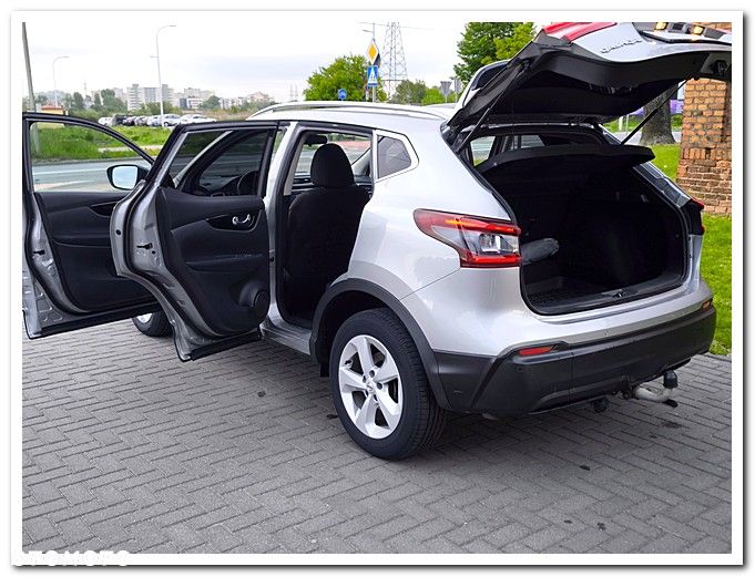 Nissan Qashqai 1.3 DIG-T N-WAY - 18
