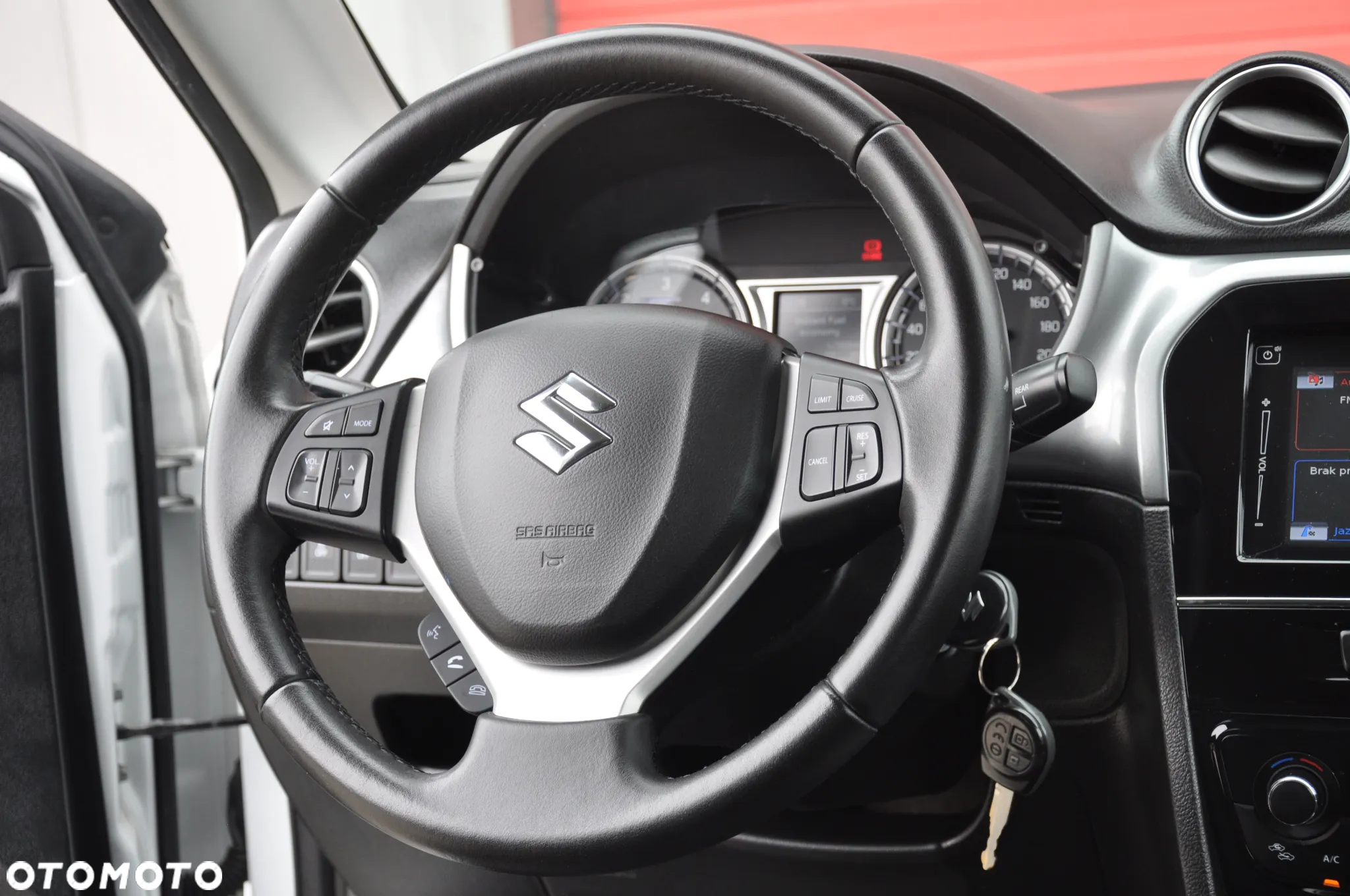 Suzuki Vitara - 30