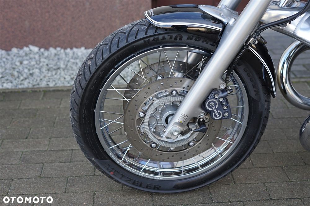 BMW R - 33
