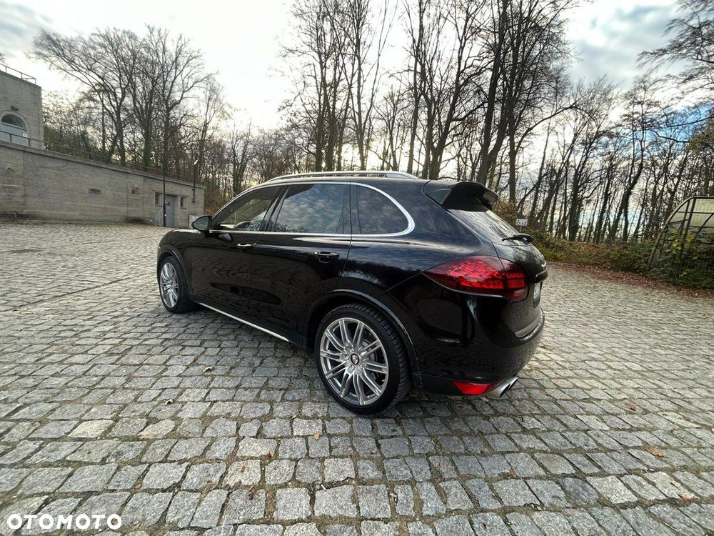 Porsche Cayenne - 13