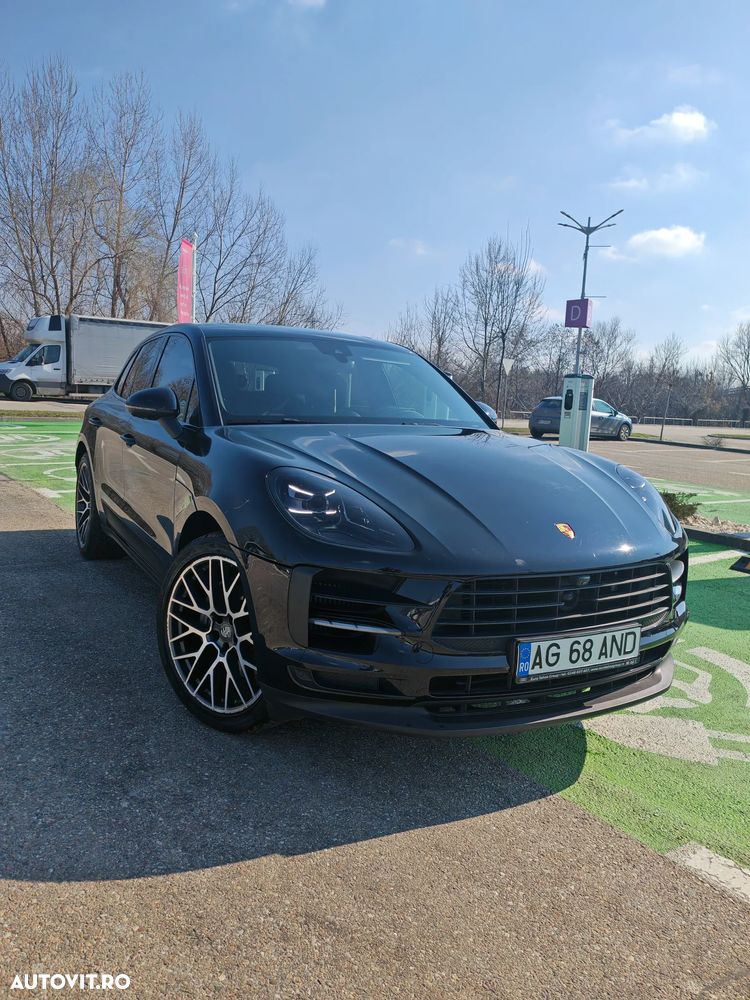 Porsche Macan - 2