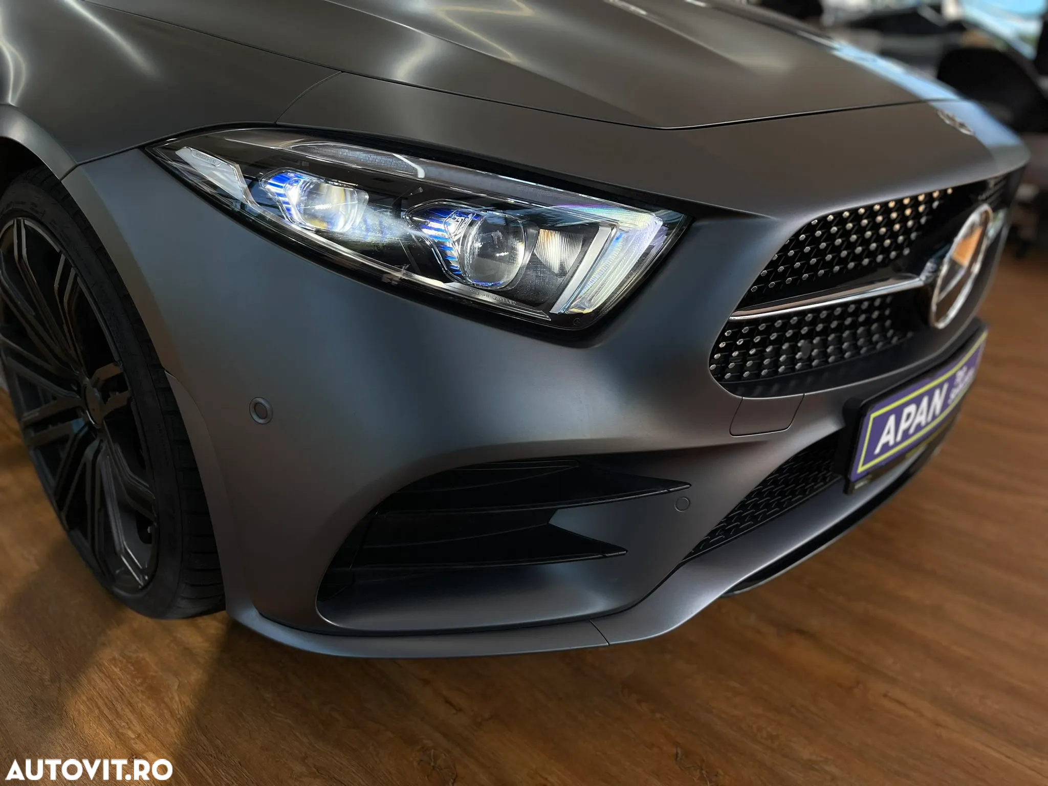 Mercedes-Benz CLS 400 d 4Matic 9G-TRONIC AMG Line - 34