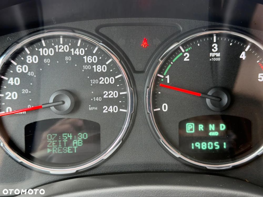Jeep Cherokee - 21