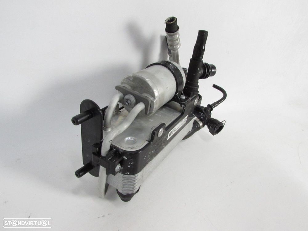 Condensador AC C/ Desumidificador Seminovo/ Original BMW 7 (G11, G12)/BMW 5 (G30... - 2