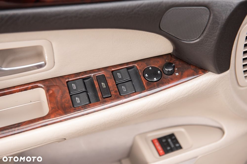 Audi S8 4.2 Quattro - 16