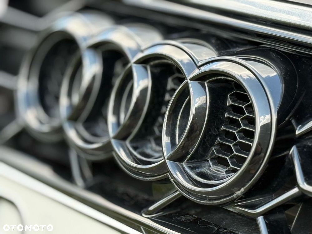 Audi A4 Limousine 35 TFSI mHEV S Line S tronic - 17