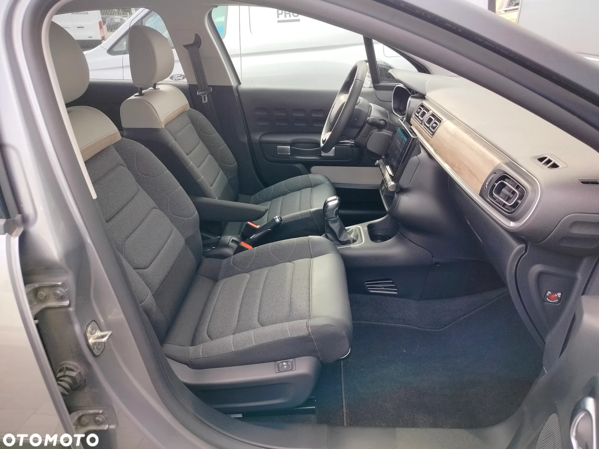 Citroën C3 1.2 PureTech Shine - 14