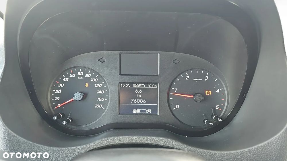 Mercedes-Benz Sprinter - 14