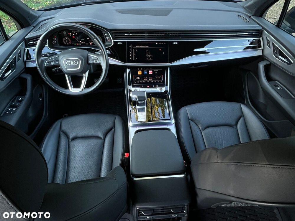 Audi Q7 - 12
