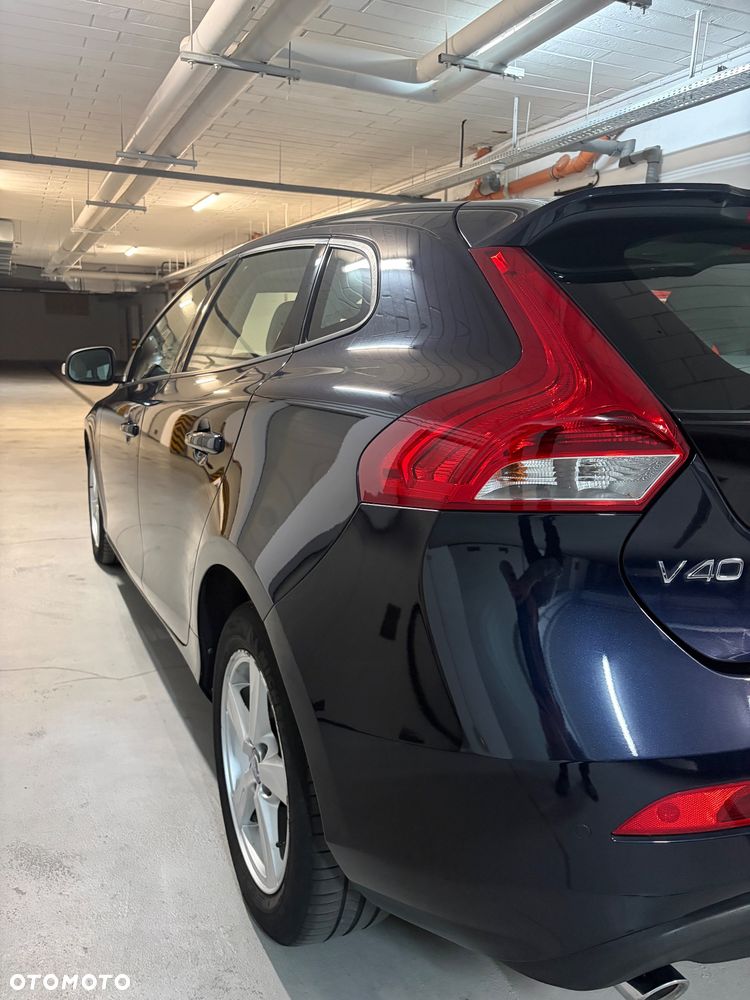 Volvo V40 - 10