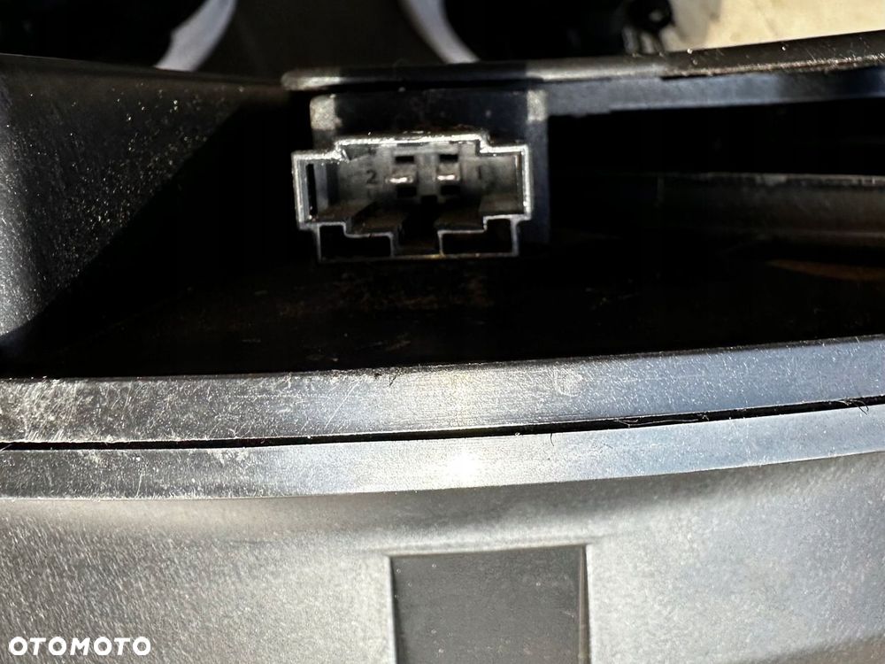 Audi Q3 8U 11-18 GŁOŚNIK SUBWOOFER BOSE 8U0035382A - 6