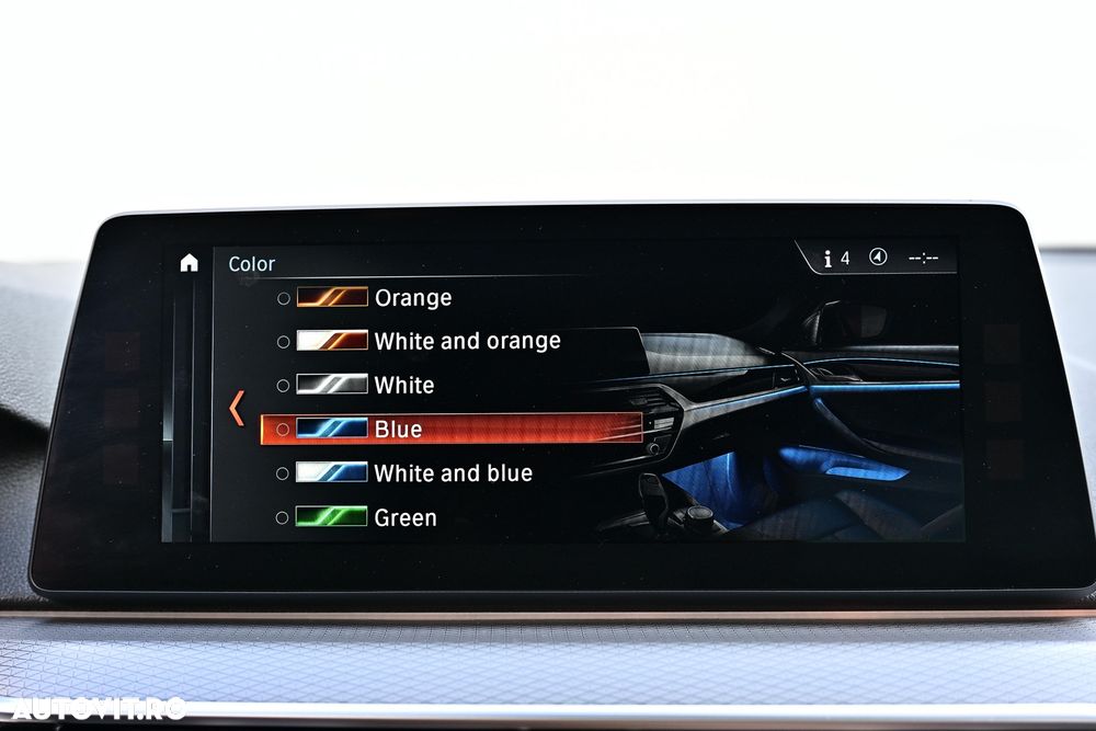 BMW Seria 5 530i xDrive AT - 35