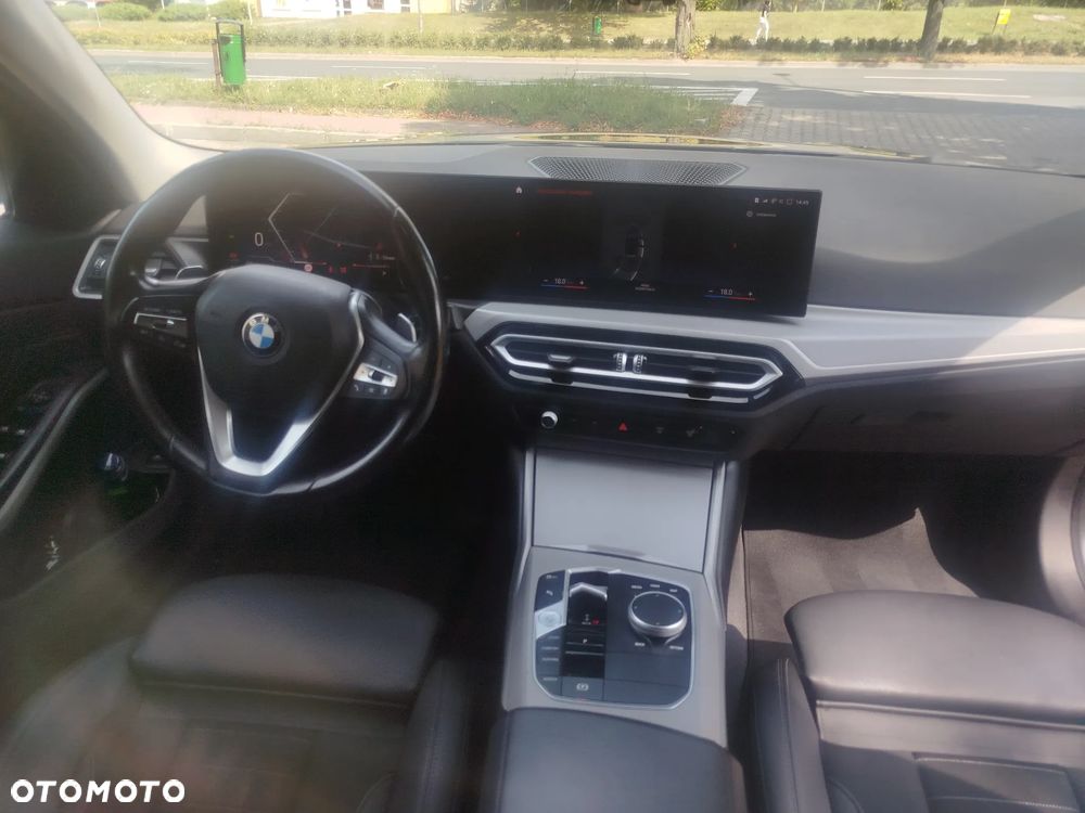 BMW Seria 3 - 12