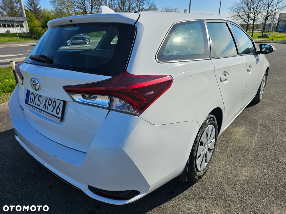 Toyota Auris 1.33 VVT-i Active - 5