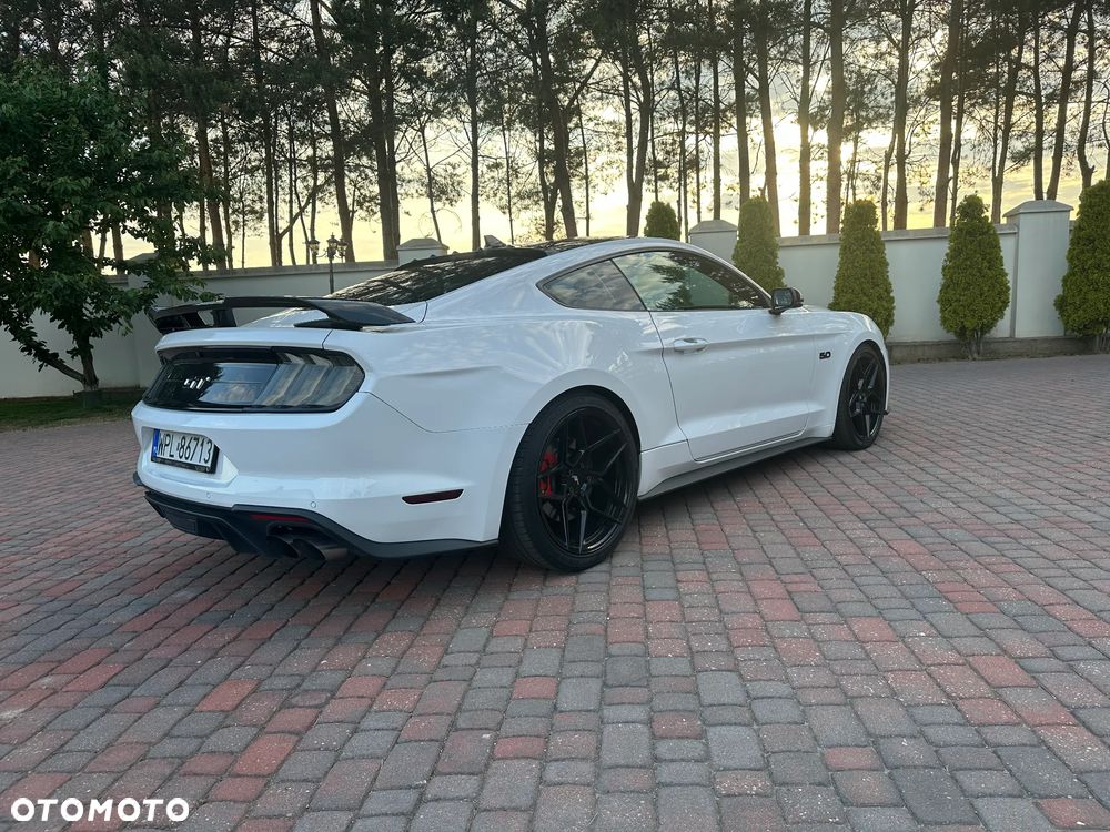 Ford Mustang - 13