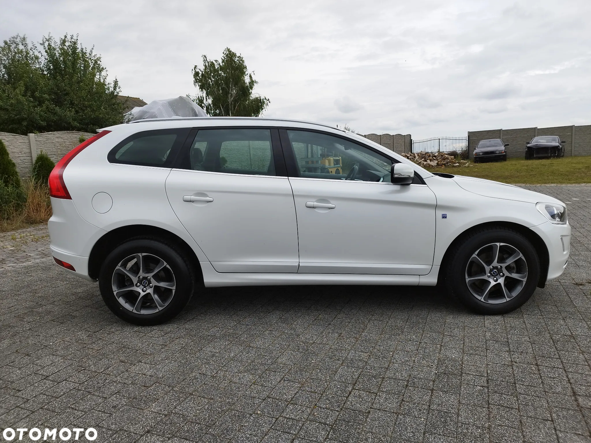 Volvo XC 60 D3 Drive-E Ocean Race - 6