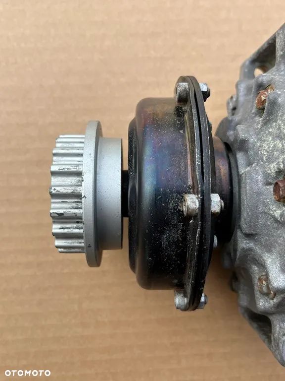 SPRĘŻARKA KLIMATYZACJI KOMPRESOR 7H0820805J VW T5 CARAVELLE DOKA MULTIVAN TRANSPORTER 2.5 TDI TOUAREG PHAETON 5.0 TDI - 5