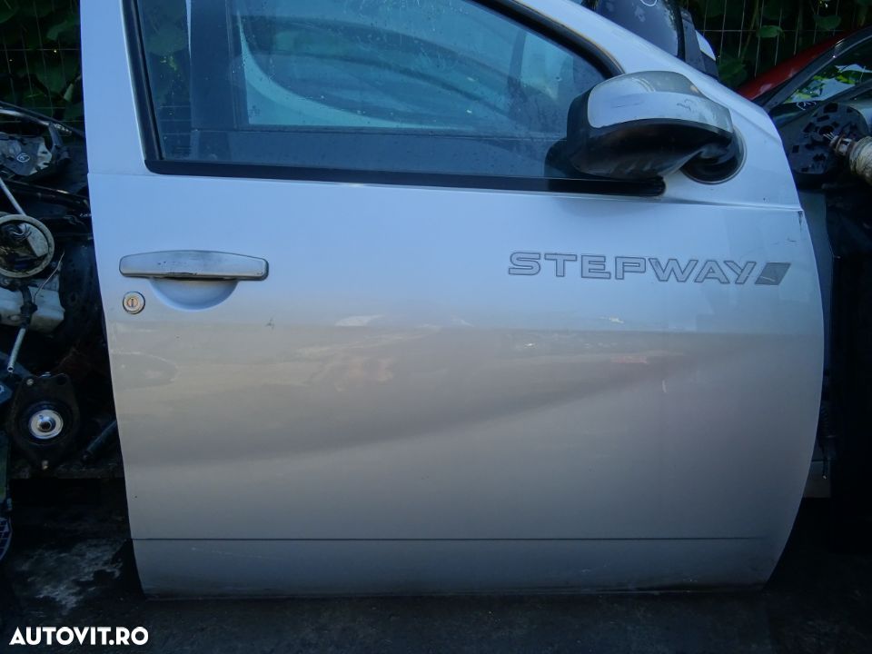 Vand Usa Fata Dreapta Dacia Sandero Stepway din 2010 volan pe stanga - 2