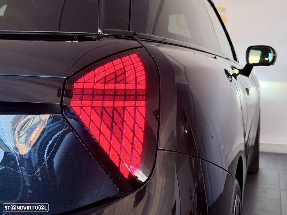 MINI 3 Portas Cooper E Favoured L - 8