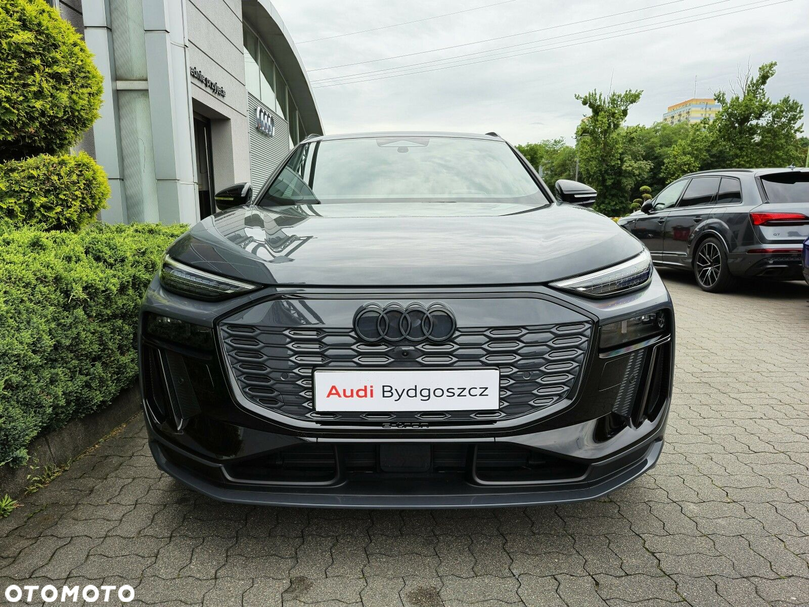 Audi Q6 e-tron - 7