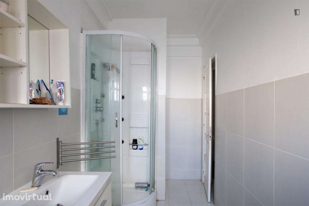 Quarto - localizado em Arroios Lisbon - Grande imagem: 3/18