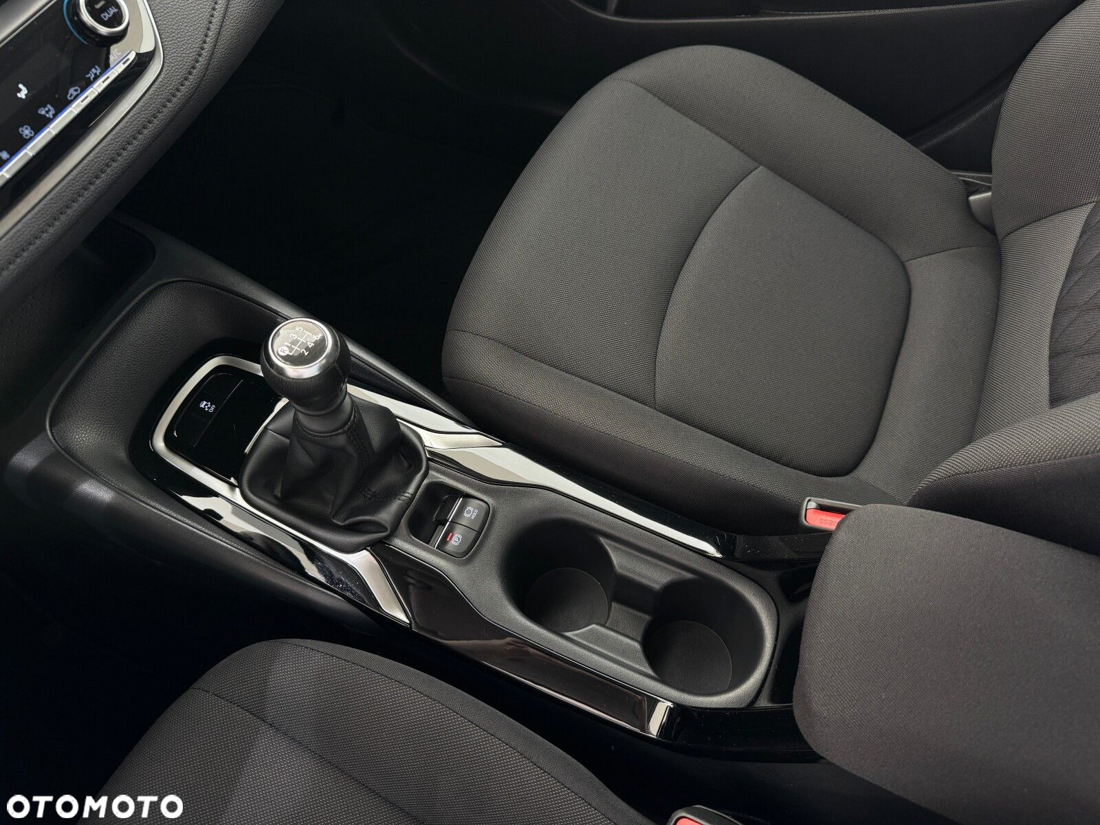 Toyota Corolla 1.5 Comfort - 25