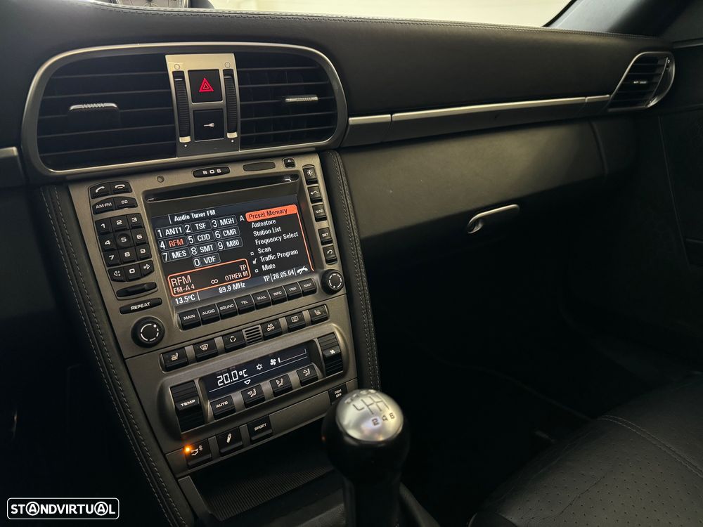 Porsche 911 (997) Carrera S - 26