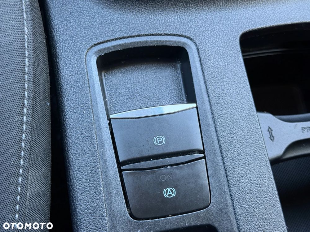 Ford Focus 1.5 EcoBlue SCR Connected - 14