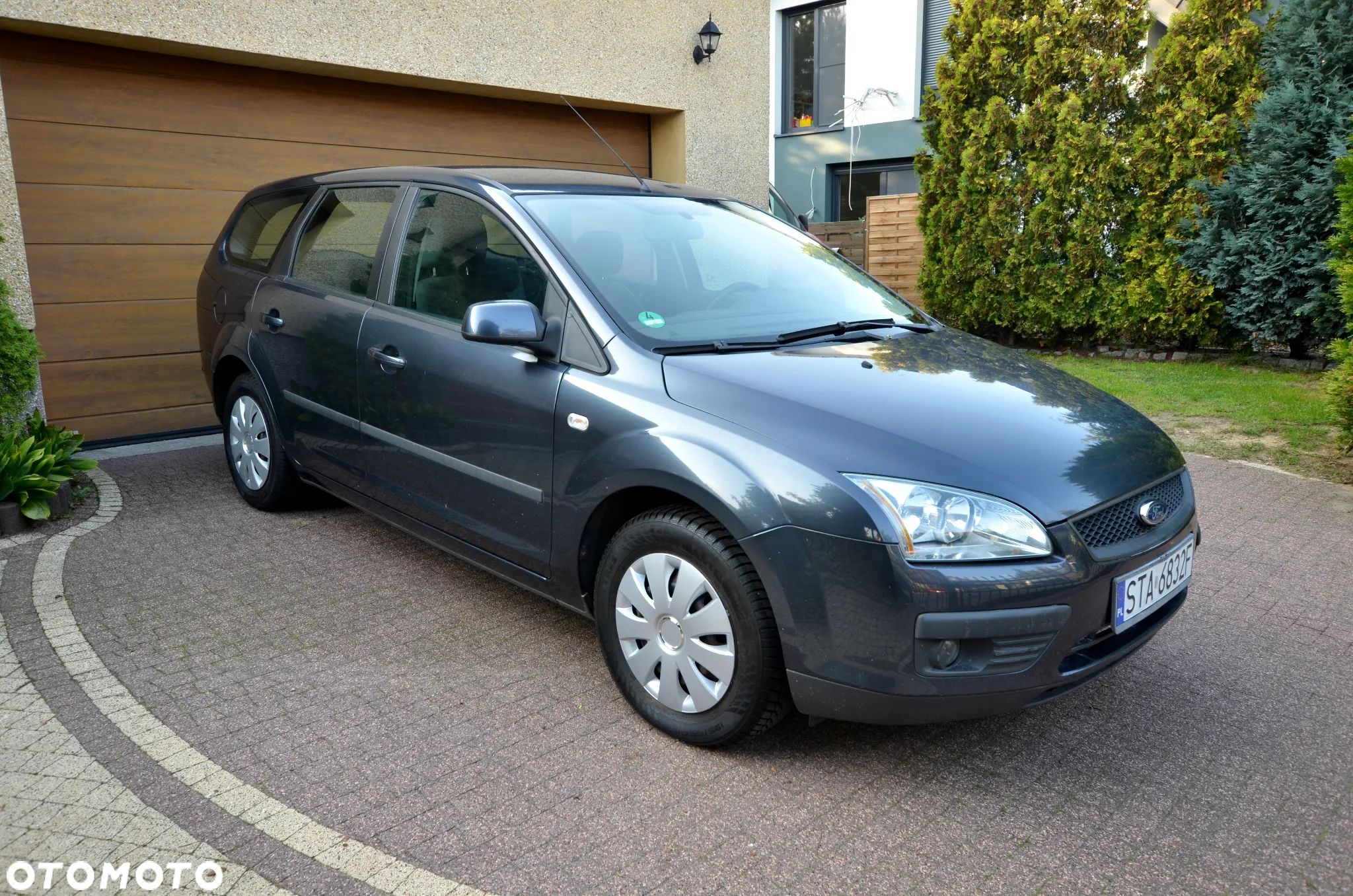 Ford Focus 1.6 16V Fun - 1