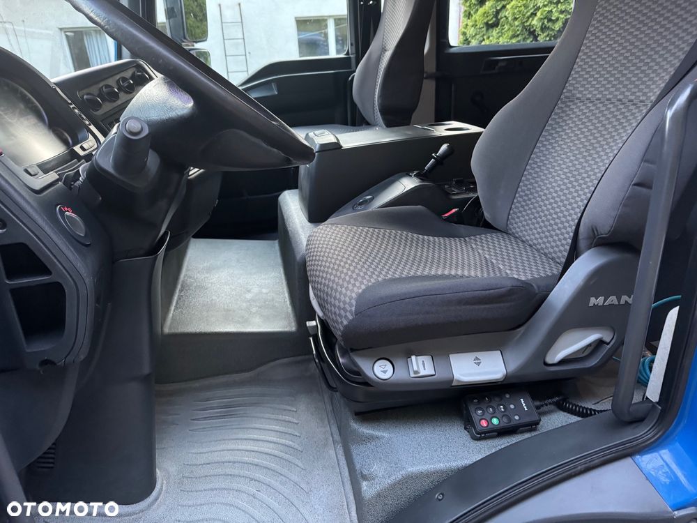 MAN TGL 8.180 DOKA - 8