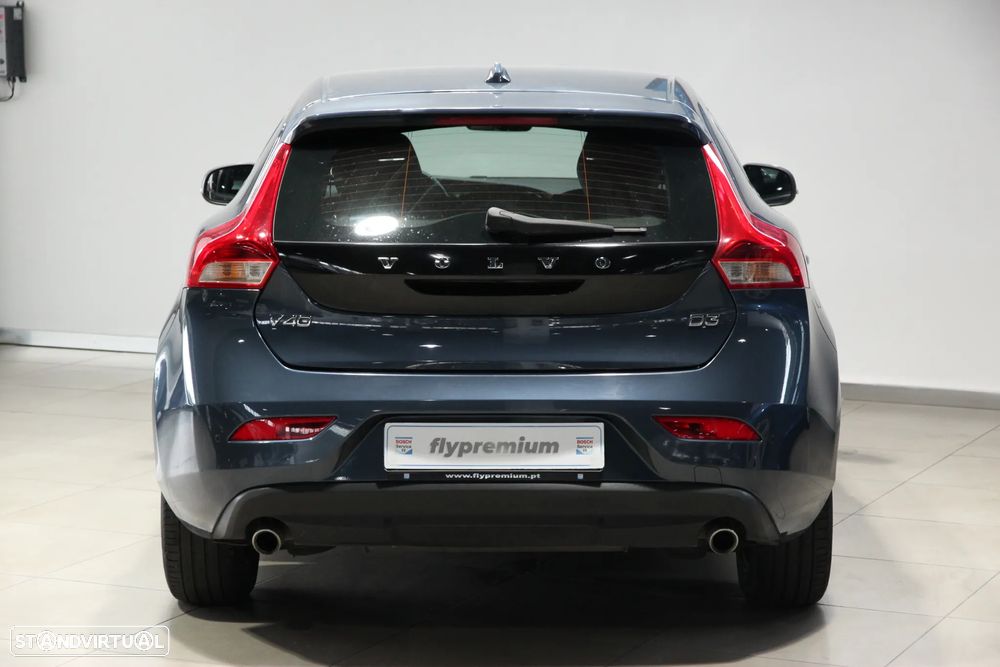 Volvo V40 2.0 D3 Inscription - 21