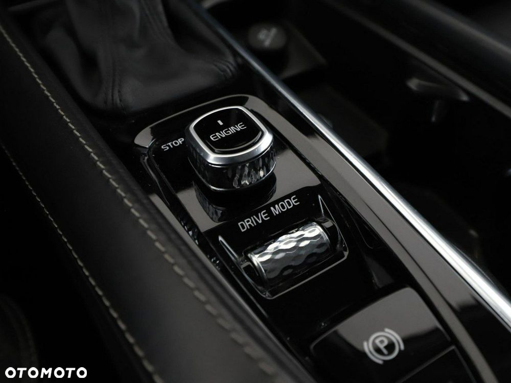 Volvo V90 D4 AWD Inscription - 30