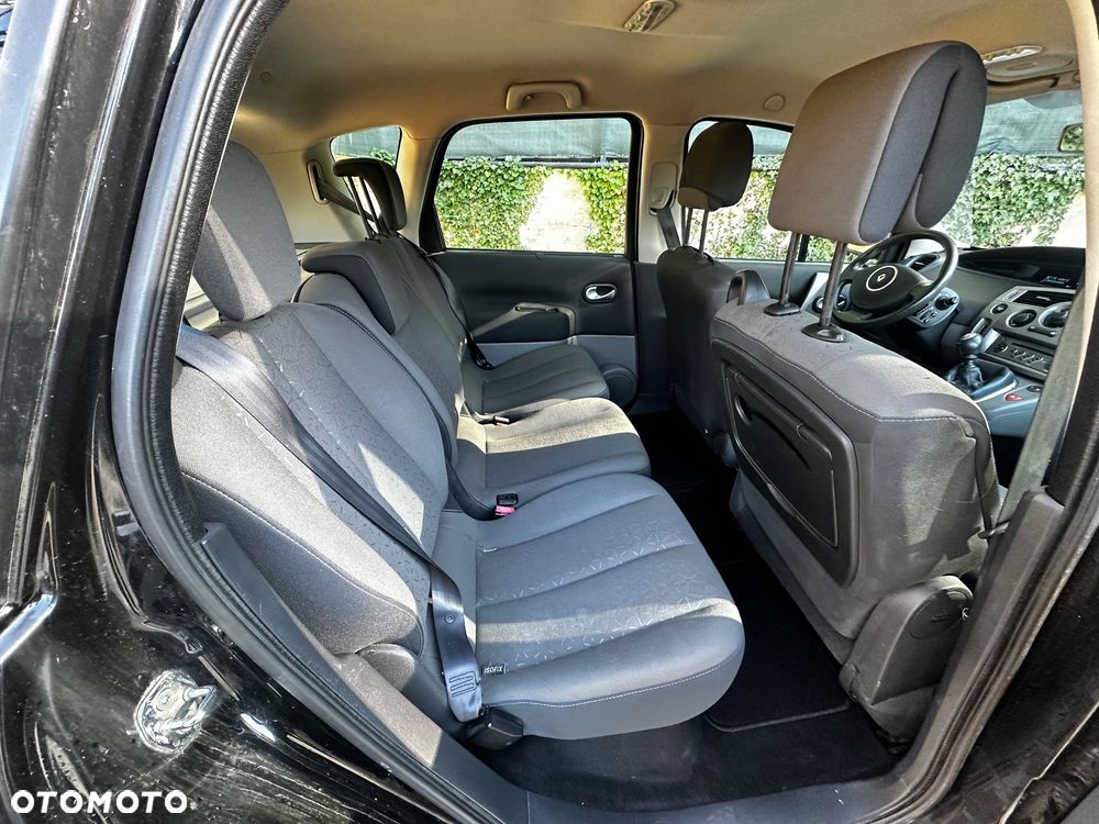 Renault Scenic 1.6 16V Avantage - 8