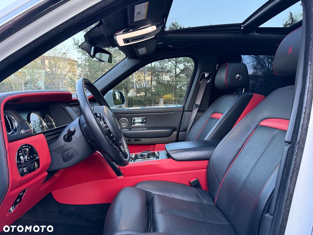 Rolls-Royce Cullinan - 15