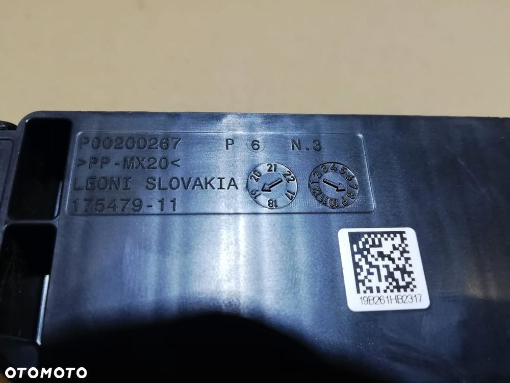 Bmw G20 330 hybrid hybryda bezpiecznik akumulatora P00200267 175479-11 - 3