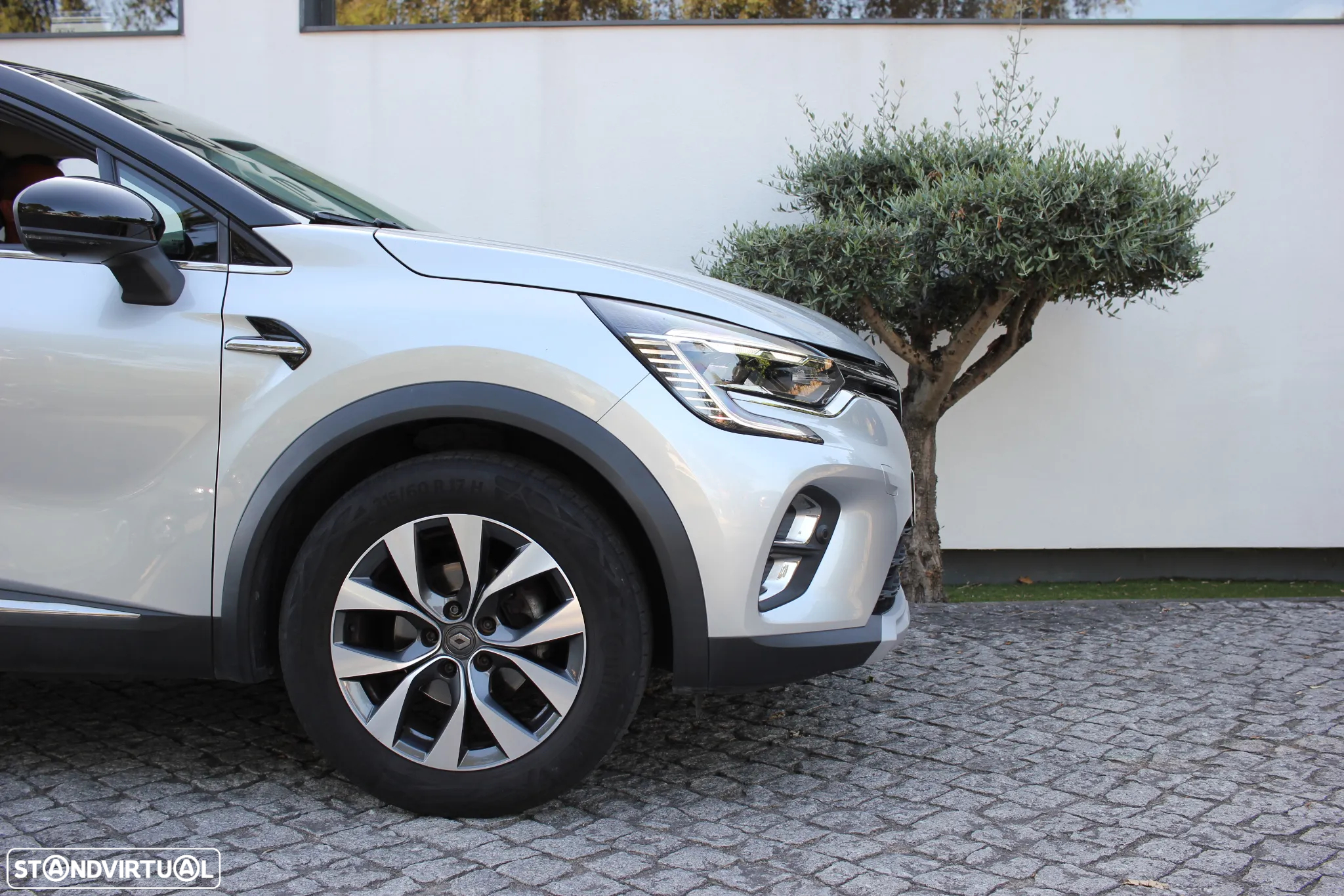 Renault Captur 1.0 TCe Exclusive - 3