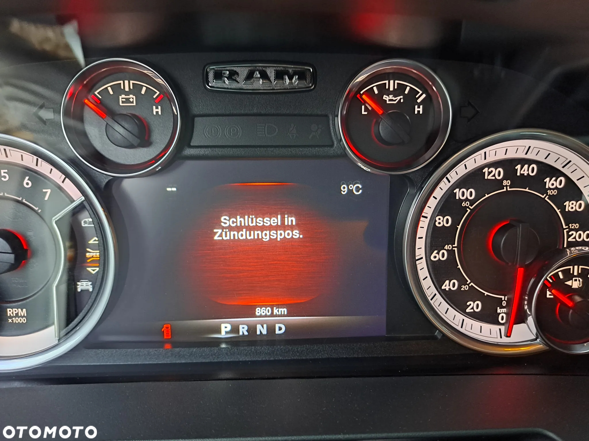 Dodge RAM 1500 5.7 4x4 - 8
