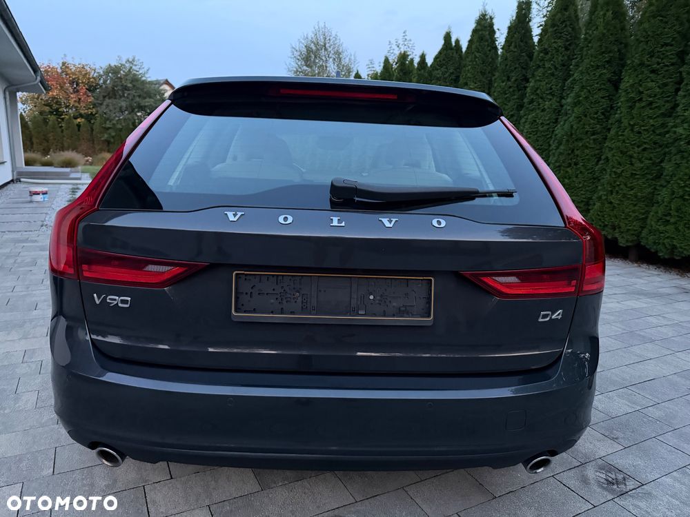 Volvo V90 - 8
