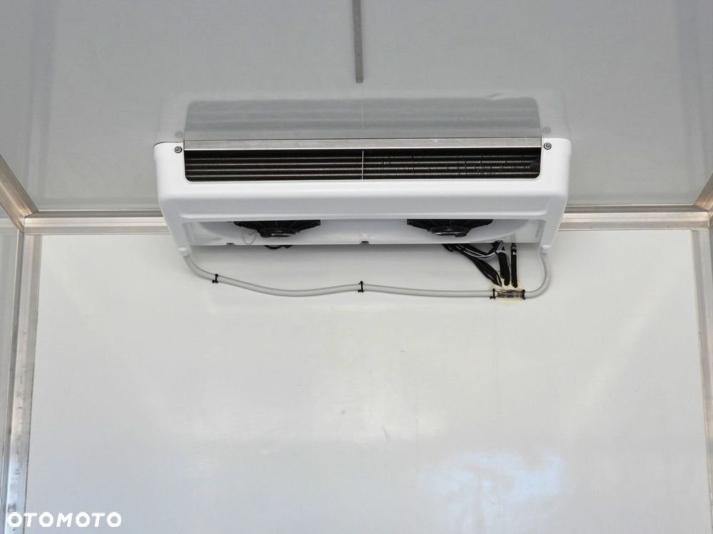MAN TGE 3.140 CHŁODNIA KONTENER -1*C 8 PALET FUNKCJA GRZANIA TEMPOMAT PNEUMATYKA KLIMATYZACJA  140KM - 21