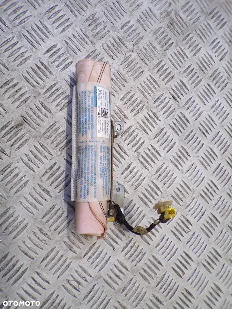 PODUSZKA TYLNEJ KANAPY SKODA OCTAVIA III VOLKSWAGEN GOLF VII