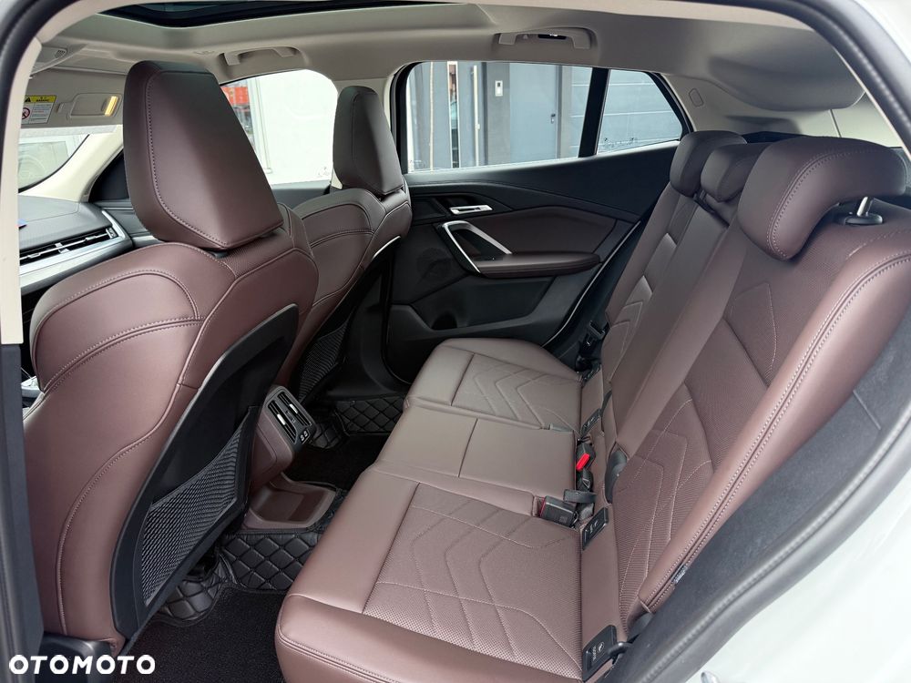BMW X2 - 21