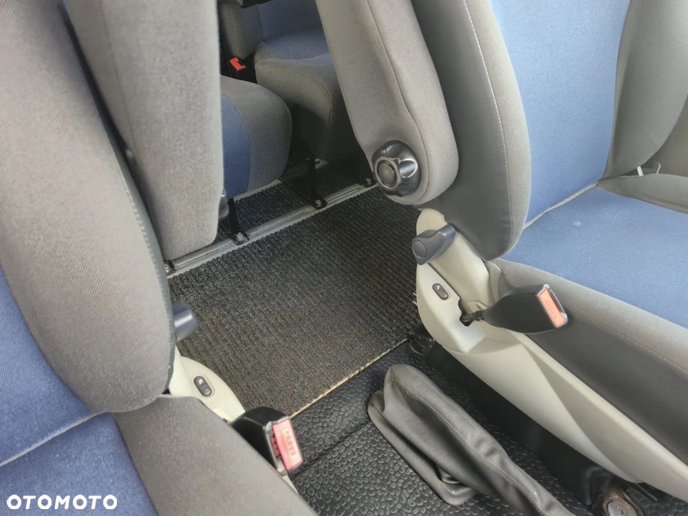 Renault Trafic - 24