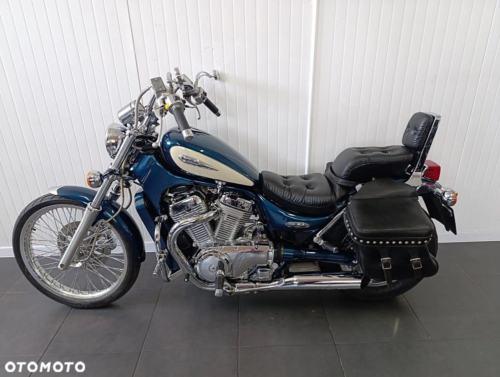 Suzuki Intruder - 7